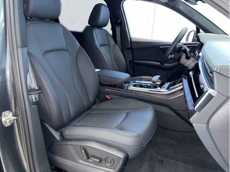 Audi Q7 Front seats
