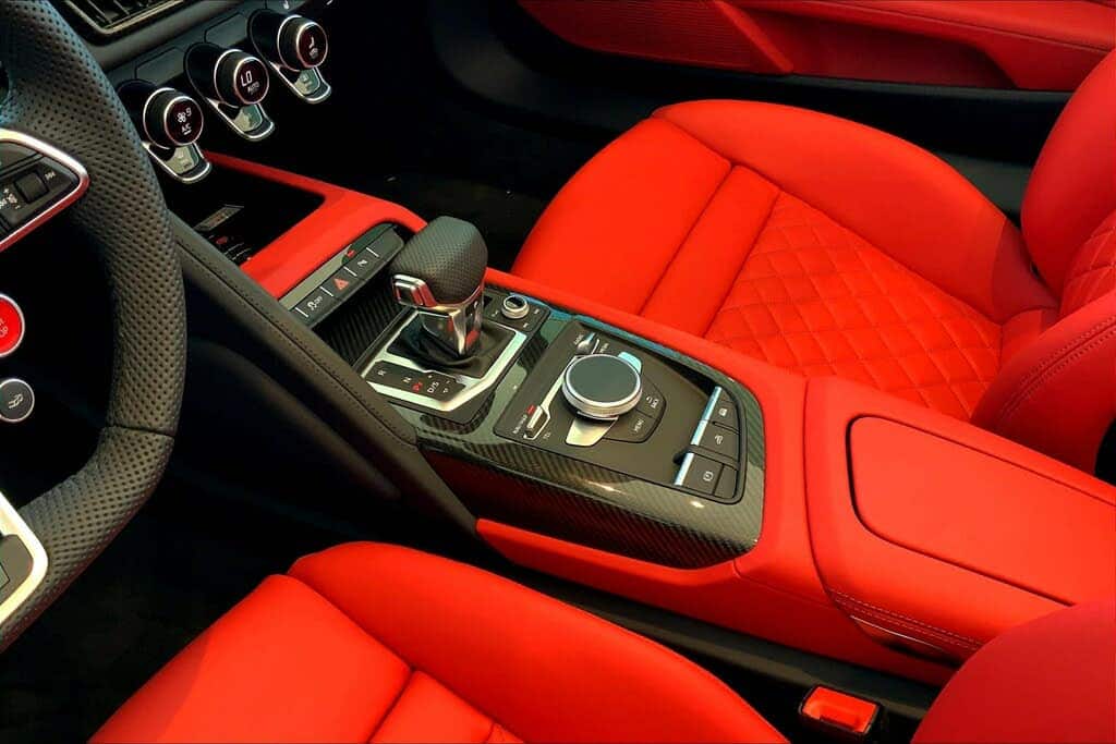 Audi R8 Spyder Red leather seats