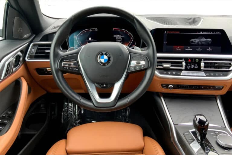 BMW 4 Series Convertible Driving wheel
