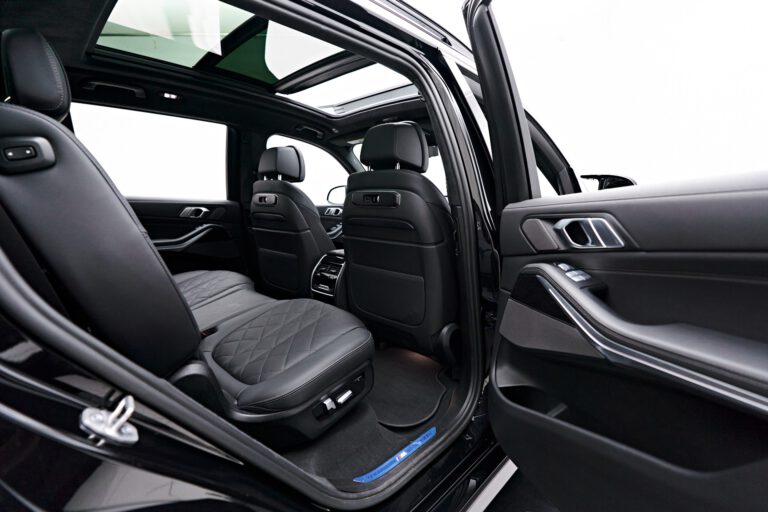 BMW X7 Rear seats