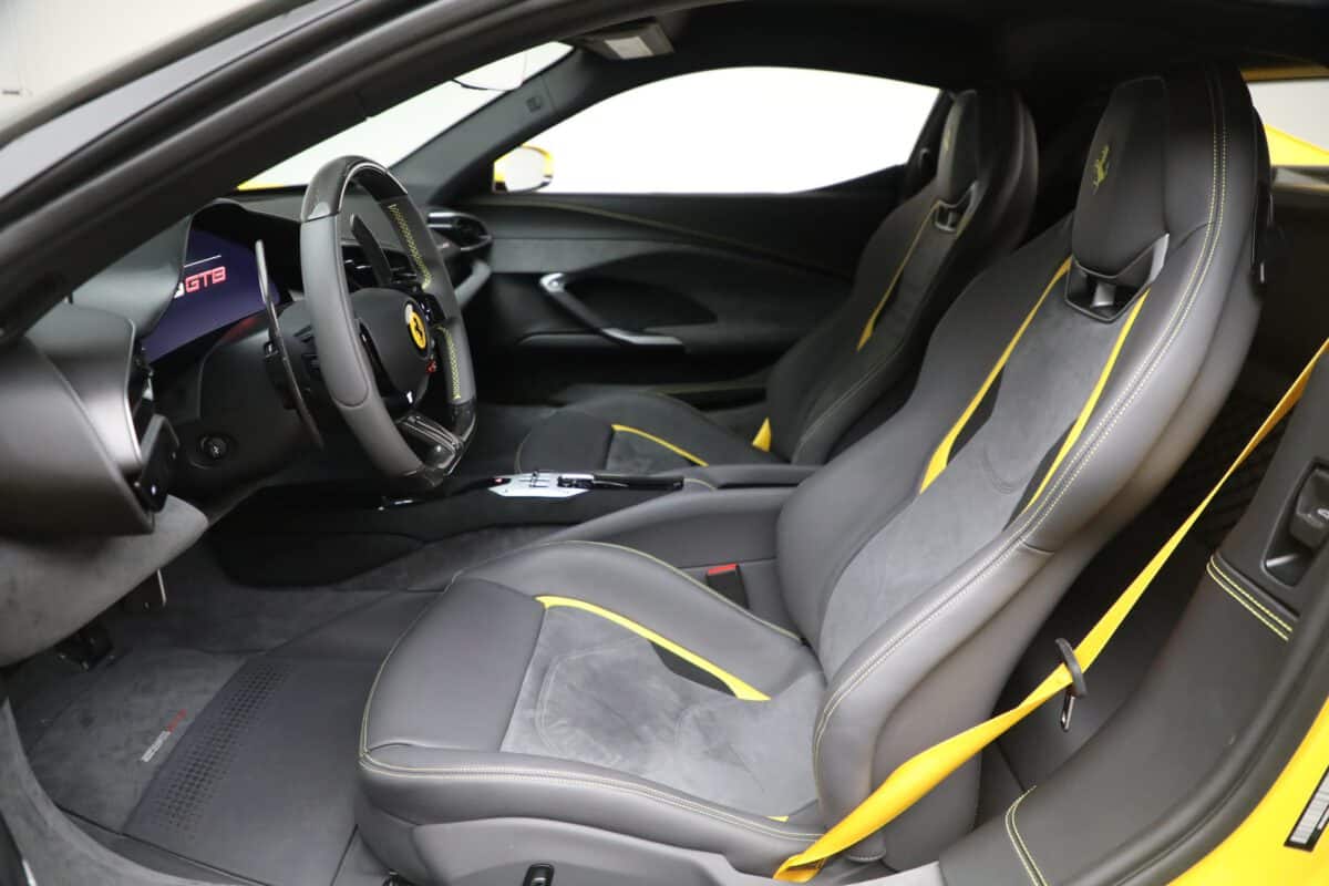 Ferrari 296 GTB Front seats