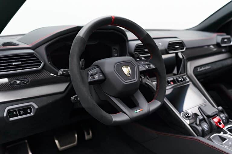Lamborghini Urus Performante Driving Wheel