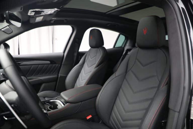 Maserati Grecale Front seats