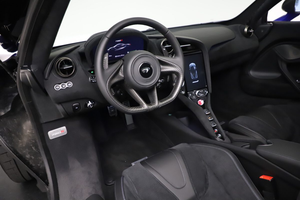 McLaren 720S Driver's seat
