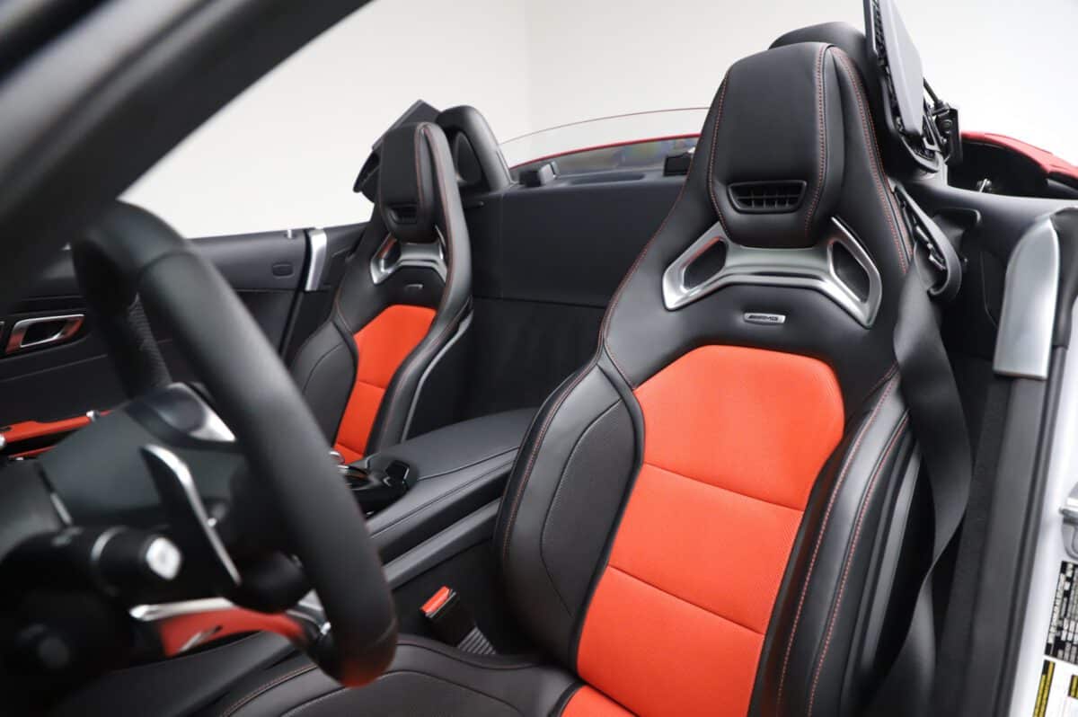 Mercedes AMG GT Roadster Front seats