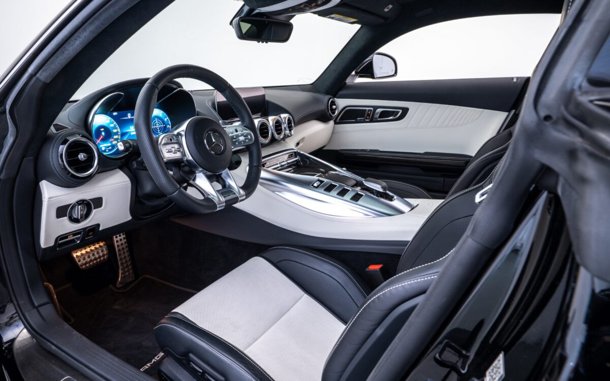 Mercedes AMG GTS Driver's seat