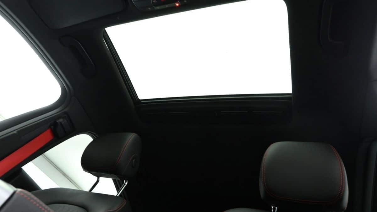 Mercedes GLC Panoramic roof