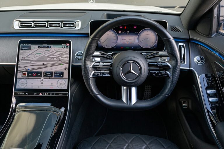 Mercedes S-Class Driving wheel