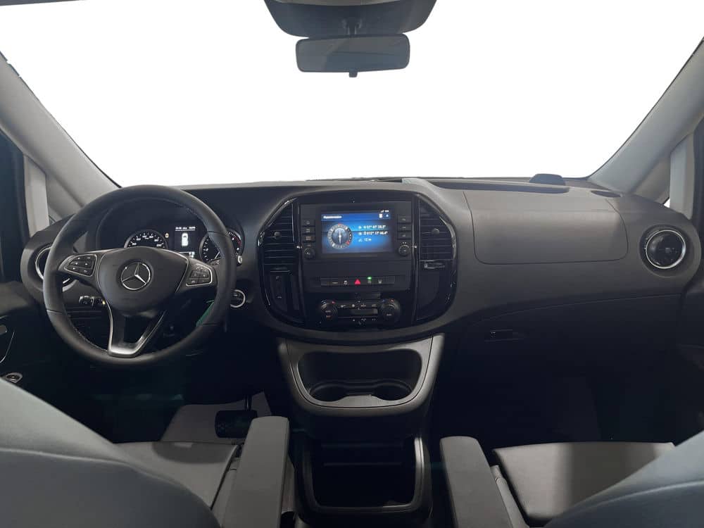 Mercedes Vito Front cabin