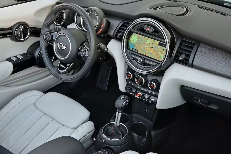 Mini Cooper Cabriolet Dashboard