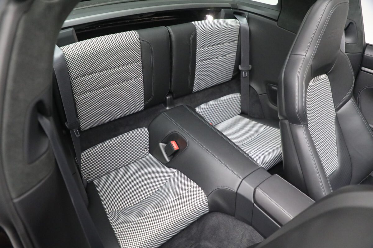 Porsche 911 Targa Rear seats