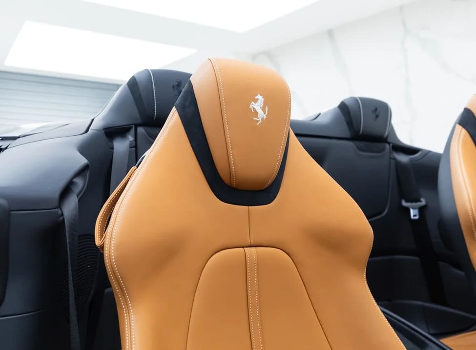 Ferrari Roma Spider Front seat header