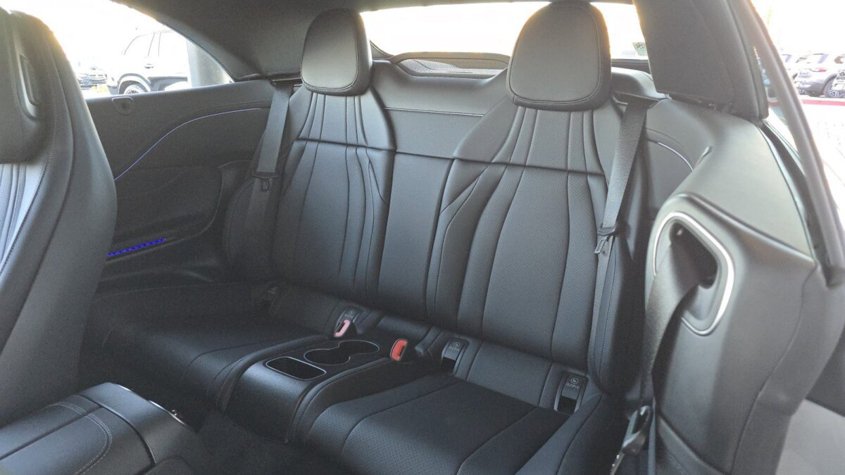 Mercedes CLE Convertible - Back seats