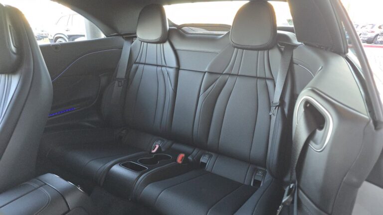 Mercedes CLE Convertible - Back seats