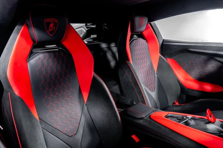 Lamborghini Revuelto Front seats