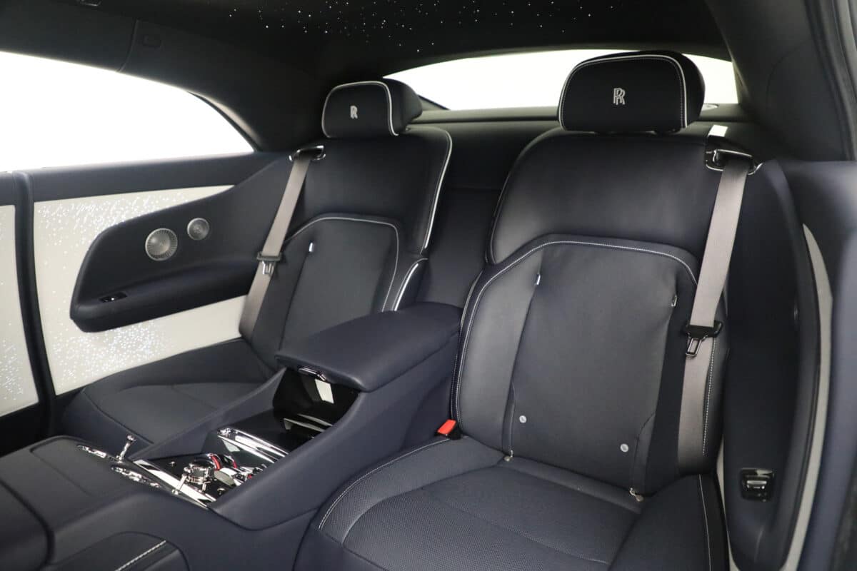 Rolls Royce Spectre back seats